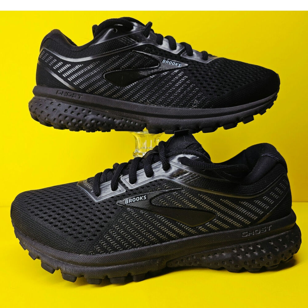 Brooks Women 7.5 Comfy footwear
